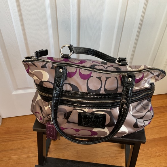 Coach Daisy Optic Print Multi-Tote M1294-F22961 In Purples - Picture 3 of 15